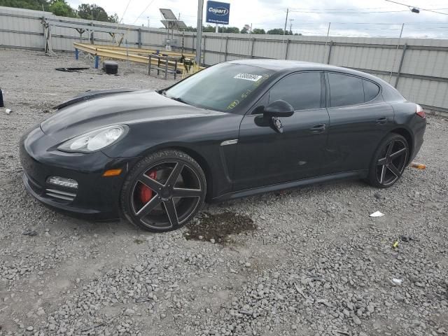 2011 Porsche Panamera 2