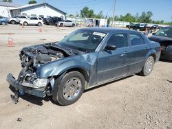 Vehiculos salvage en venta de Copart Pekin, IL: 2005 Chrysler 300 Touring