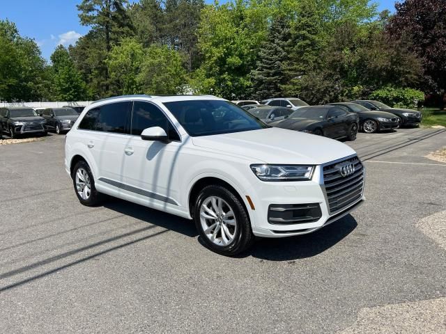 2019 Audi Q7 Premium