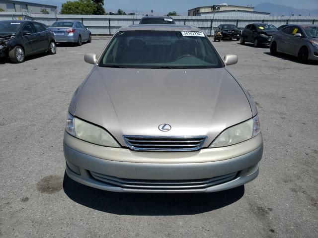 2000 Lexus ES 300