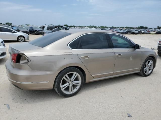 2015 Volkswagen Passat SEL