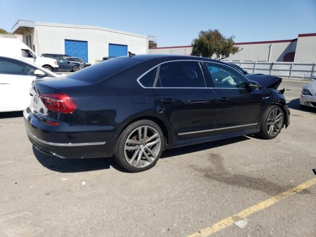 2017 Volkswagen Passat R-Line