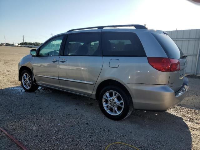 2006 Toyota Sienna XLE