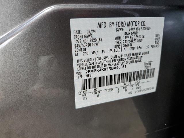 2024 Ford Edge Titanium