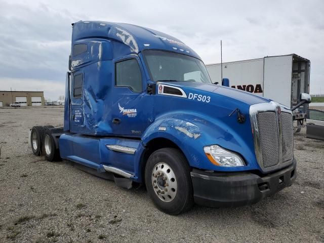 2020 Kenworth Construction T680