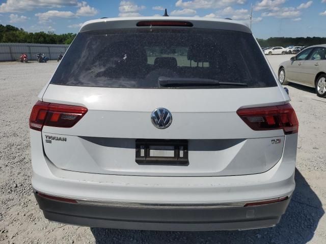 2018 Volkswagen Tiguan SE