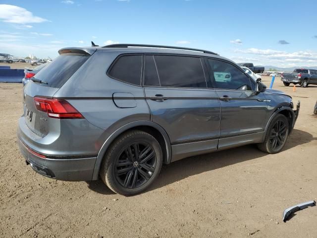 2022 Volkswagen Tiguan SE R-LINE Black