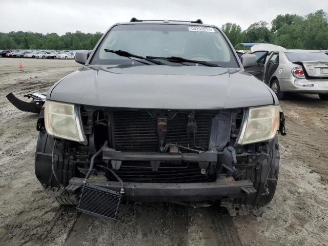 2007 Nissan Pathfinder LE