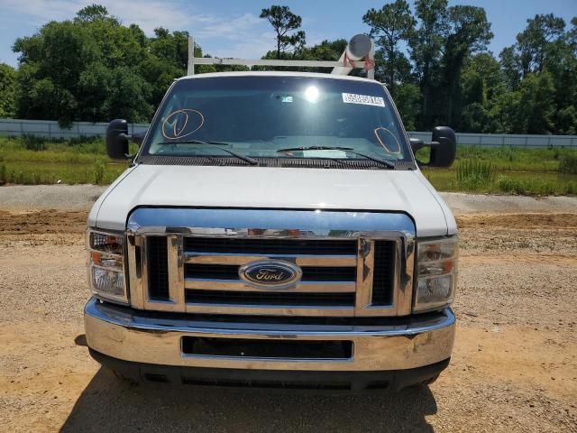 2013 Ford Econoline E350 Super Duty Van