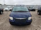 2005 Chrysler Town & Country Touring