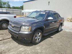 Chevrolet Vehiculos salvage en venta: 2011 Chevrolet Avalanche LTZ