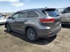 2017 Toyota Highlander SE