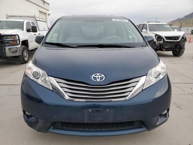 2011 Toyota Sienna XLE