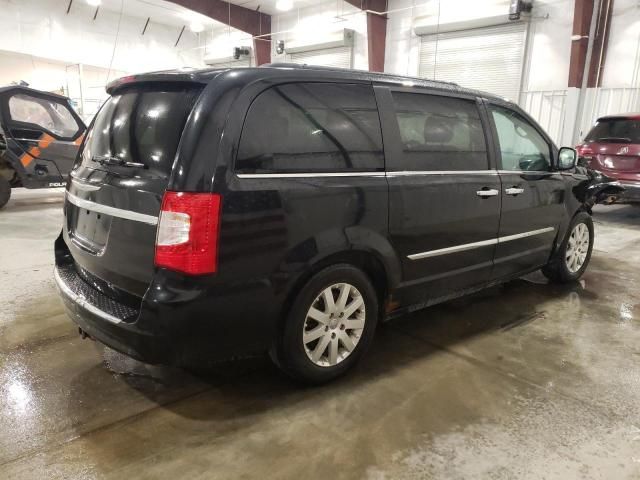 2012 Chrysler Town & Country Touring L