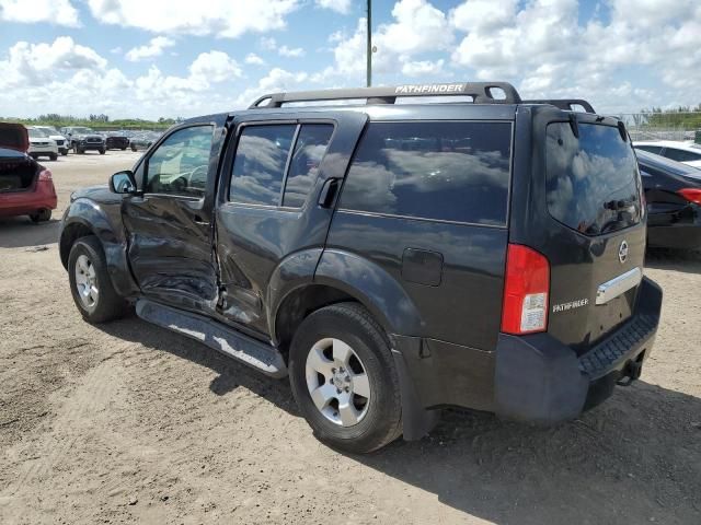 2006 Nissan Pathfinder LE