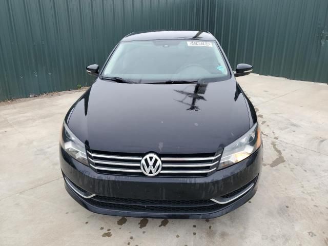 2014 Volkswagen Passat S