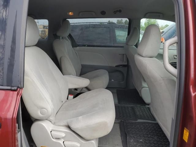 2013 Toyota Sienna