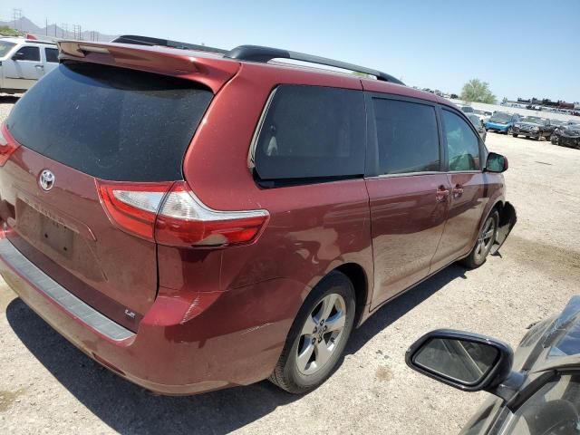 2015 Toyota Sienna LE