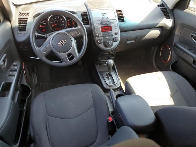 2010 KIA Soul +