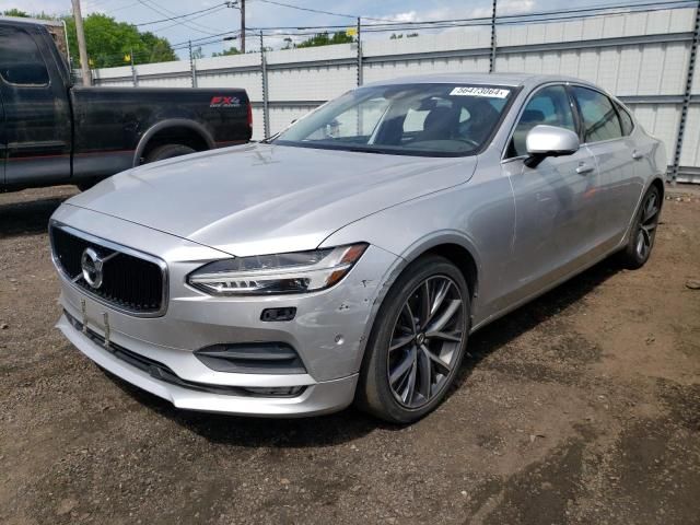 2018 Volvo S90 T5 Momentum