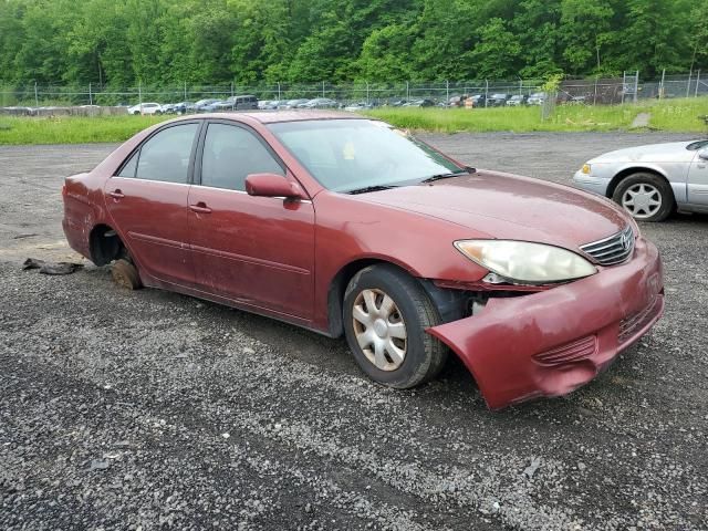 2005 Toyota Camry LE