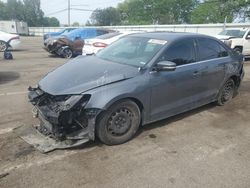 Salvage cars for sale at auction: 2013 Volkswagen Jetta SE