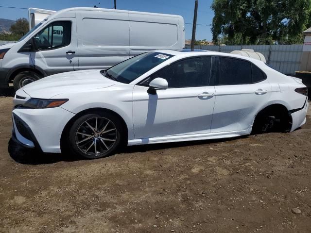 2021 Toyota Camry SE