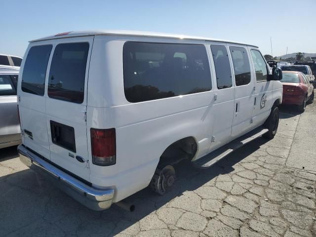 2013 Ford Econoline E350 Super Duty Wagon