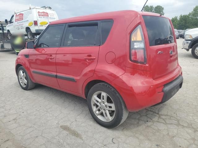 2011 KIA Soul +