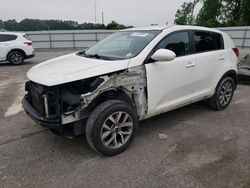 KIA Vehiculos salvage en venta: 2016 KIA Sportage LX