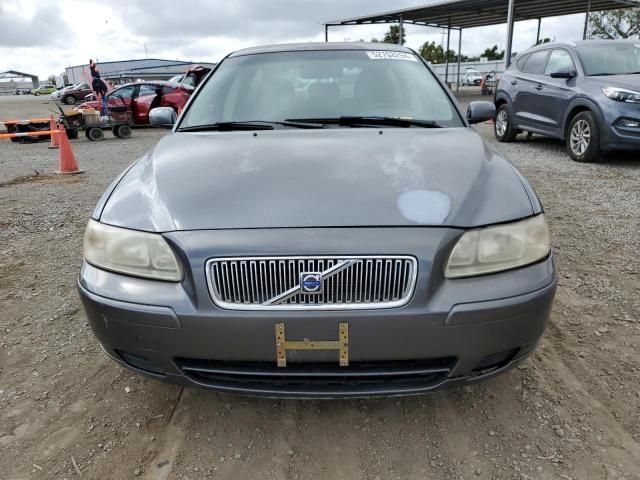 2005 Volvo V70