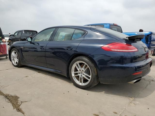 2014 Porsche Panamera 2