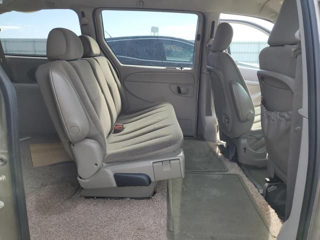 2005 Dodge Grand Caravan SE