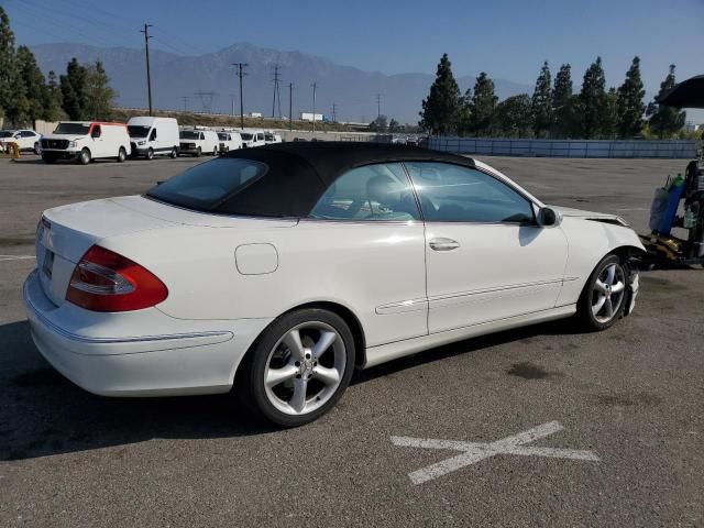 2005 Mercedes-Benz CLK 320