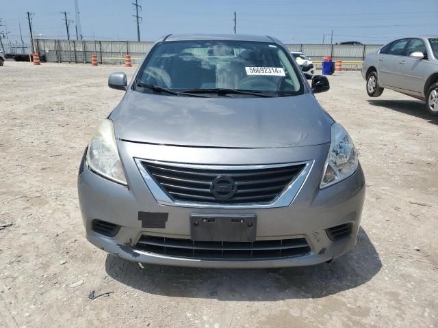 2013 Nissan Versa S