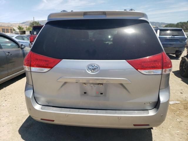 2014 Toyota Sienna XLE