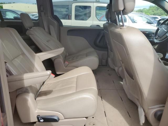 2015 Chrysler Town & Country Touring