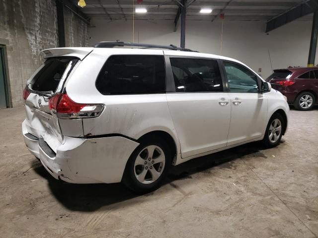 2011 Toyota Sienna LE