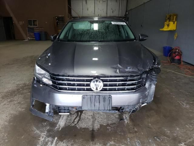 2019 Volkswagen Passat Wolfsburg