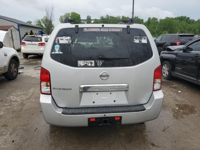 2006 Nissan Pathfinder LE