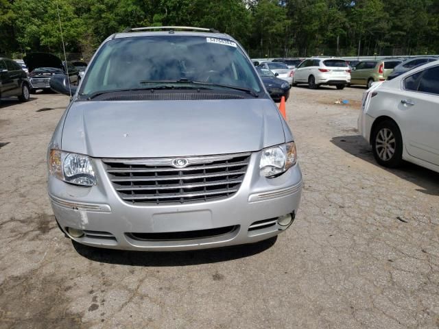 2006 Chrysler Town & Country Limited