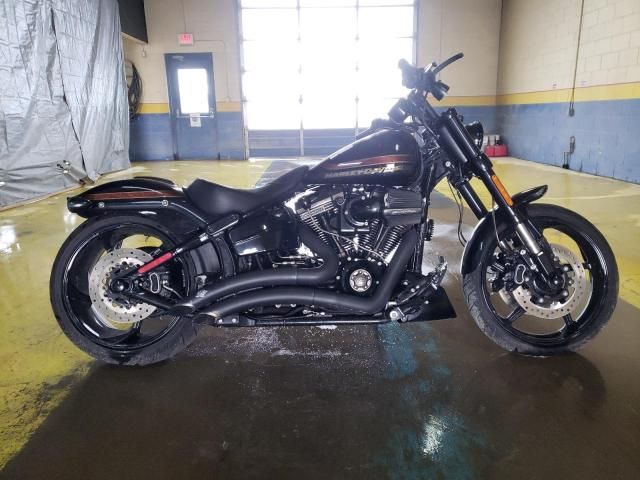 2017 Harley-Davidson Fxse