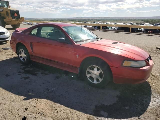 2000 Ford Mustang