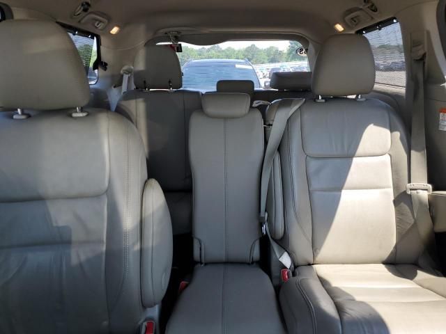 2016 Toyota Sienna XLE