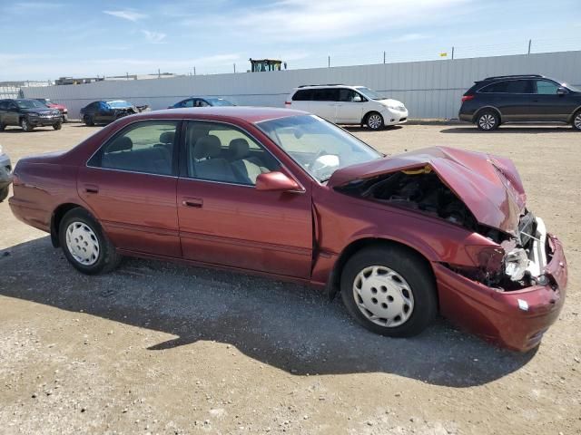 1999 Toyota Camry LE