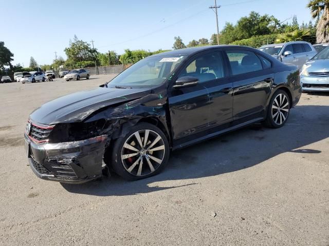 2018 Volkswagen Passat GT