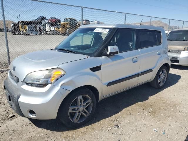 2010 KIA Soul +