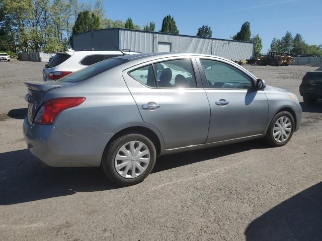 2013 Nissan Versa S