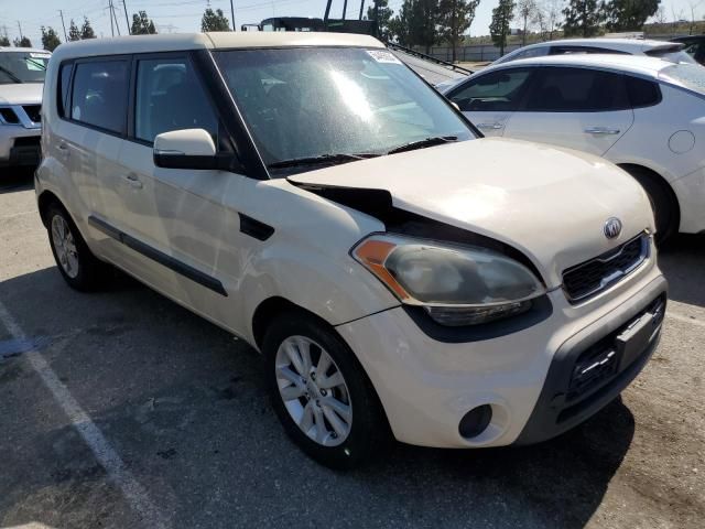 2013 KIA Soul +