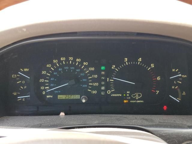 2002 Lexus LX 470